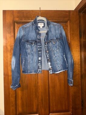 Forever 21 Women's Blue Denim Jacket Crop Distressed Medium Wash Size Medium